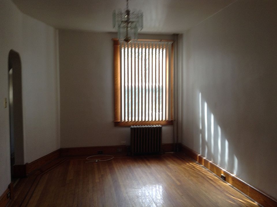 2nd image of 3137 Cliftmont Ave