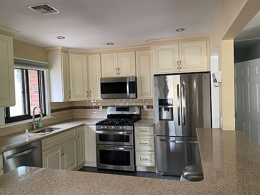1st image of 61 Chapin Ave Floor 2