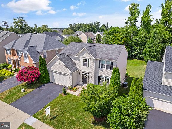 2nd image of 13724 Chardonnay Pl