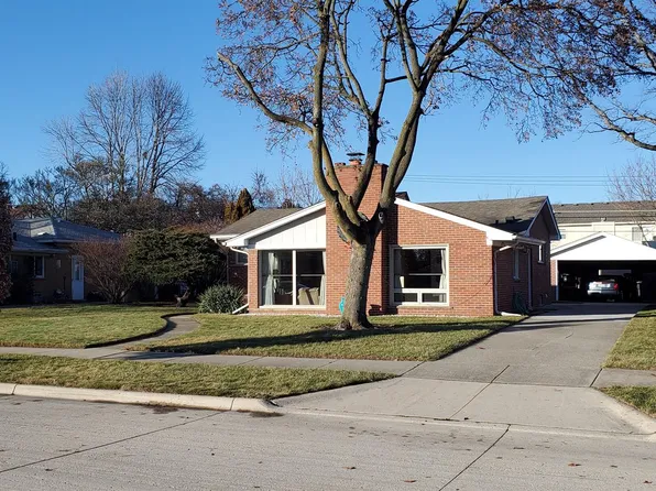 27614 Barkley St, Livonia, MI 48154