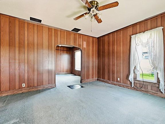 4th image of 1213 W Thomas Ave