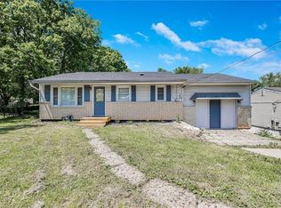 6132 N Eugene Field Rd, Kansas City, MO 64119