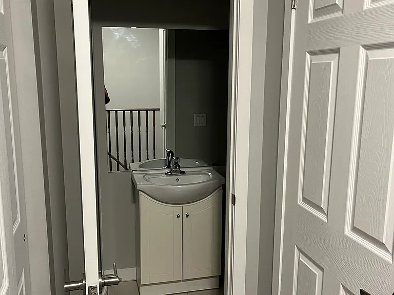 630 Rogers Rd — Photo 13