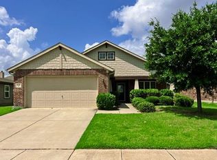 616 England St, Fate, TX 75189