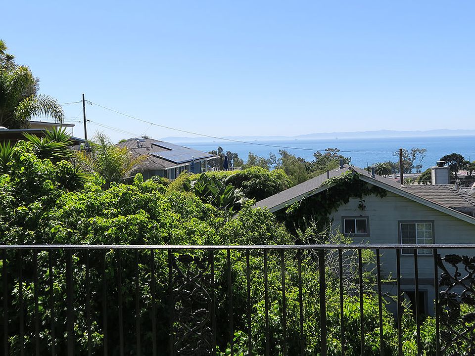 2nd image of 160 Evans Ave #7
