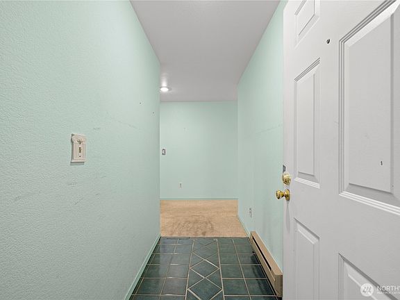 4th image of 206 Mountain Park Boulevard SW #D101