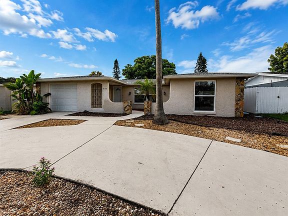 3rd image of 9135 GREENBRIAR LANE