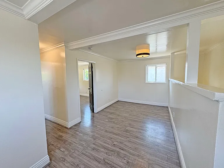 577 Walnut Ave #A — Photo 5