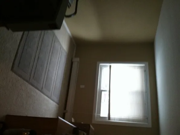 112 Ladd Rd #1, Walled Lake, MI 48390