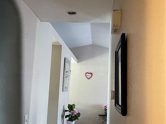 3rd image of 1602 Chardonnay Way