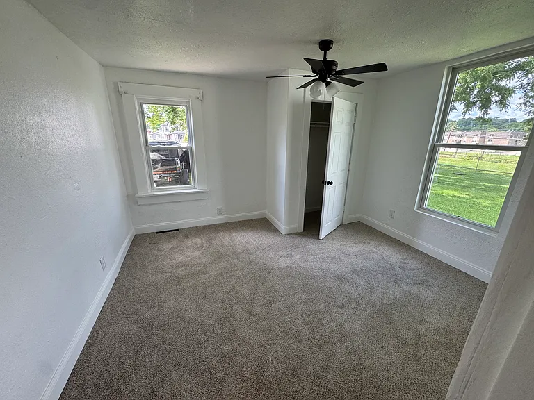 129 Wilson St — Photo 14