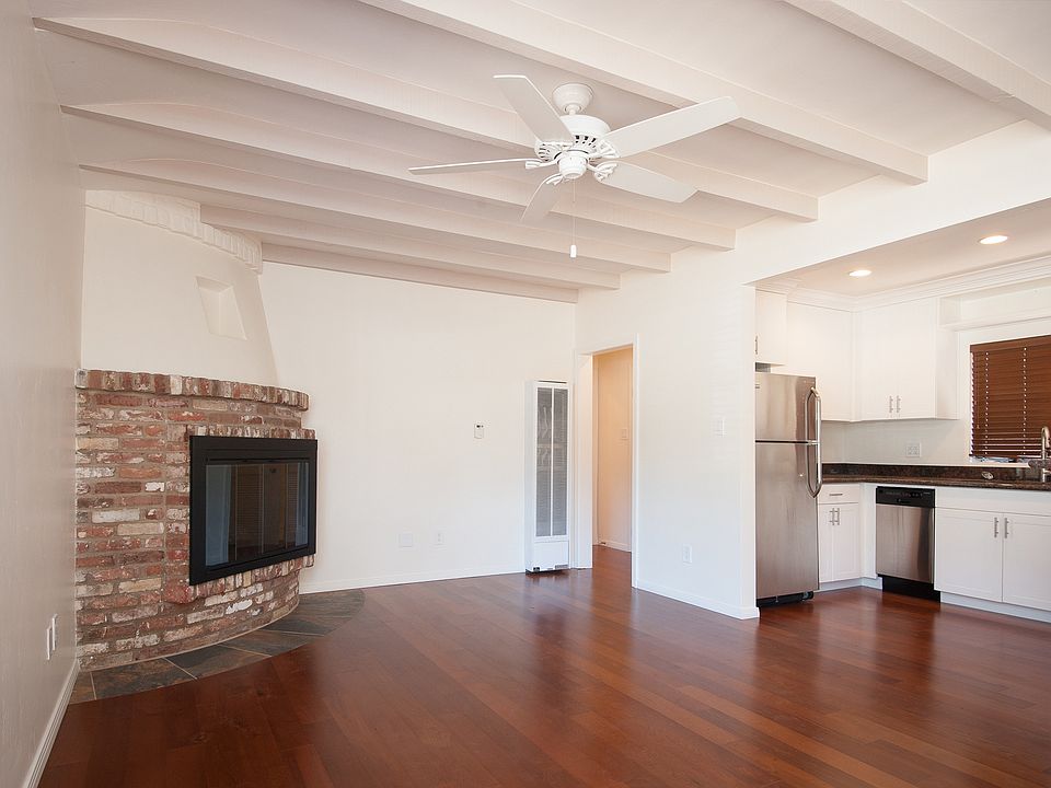 1st image of 6243 La Jolla Blvd