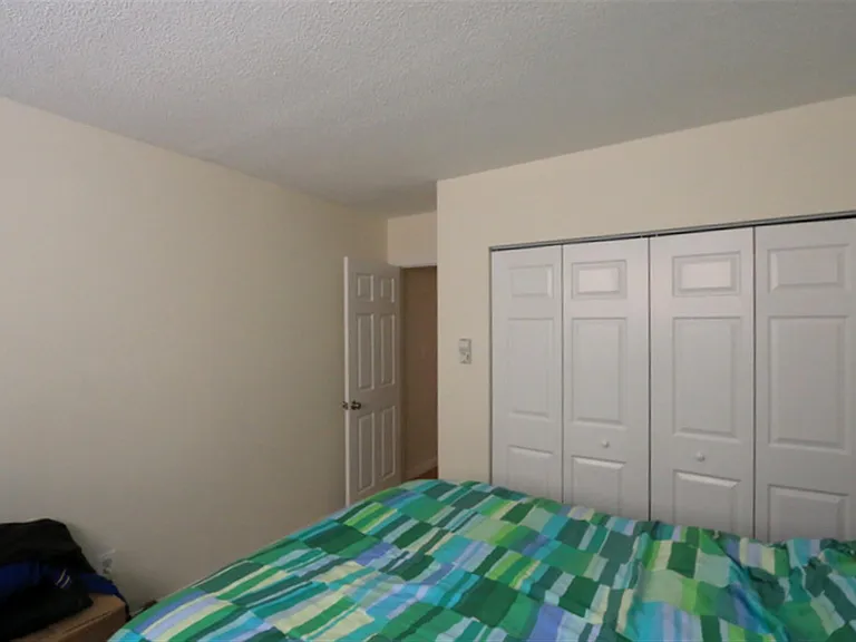 22 Laurel St #16 — Photo 5