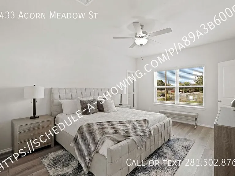 1433 Acorn Meadow St — Photo 10