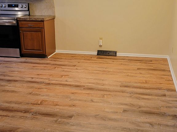 4th image of 6300 Portage St NW #4