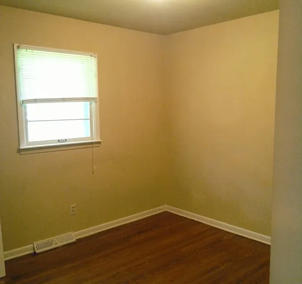 700 SW Williams St — Photo 11