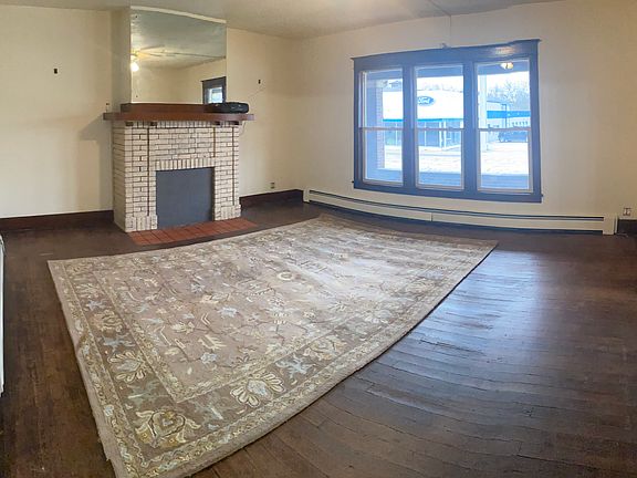 5th image of 303 & 305 S Heaton St #305