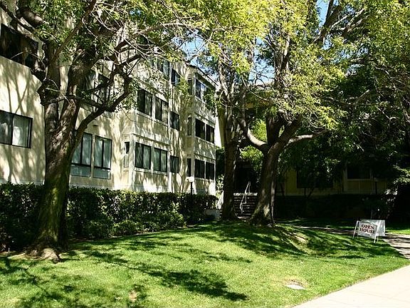 Complex front view