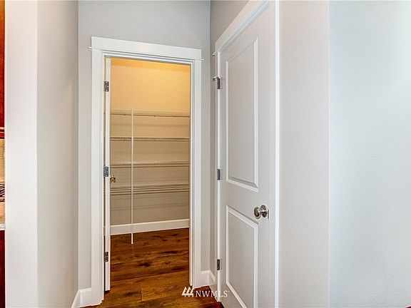 5th image of 8433 74th (Lot #18 Division #3) Place NE
