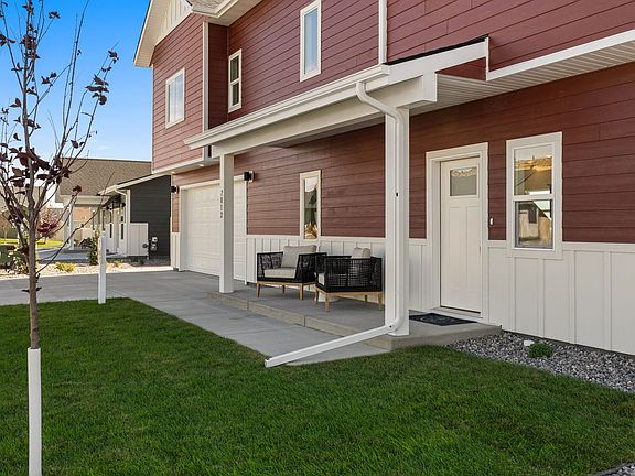 CR_Granite Front Porch