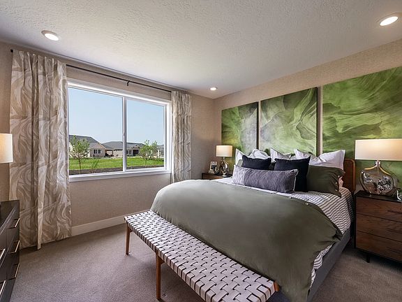 Model Home Primary Bed