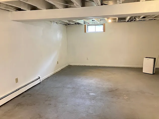79 Locust Grove Rd — Photo 11