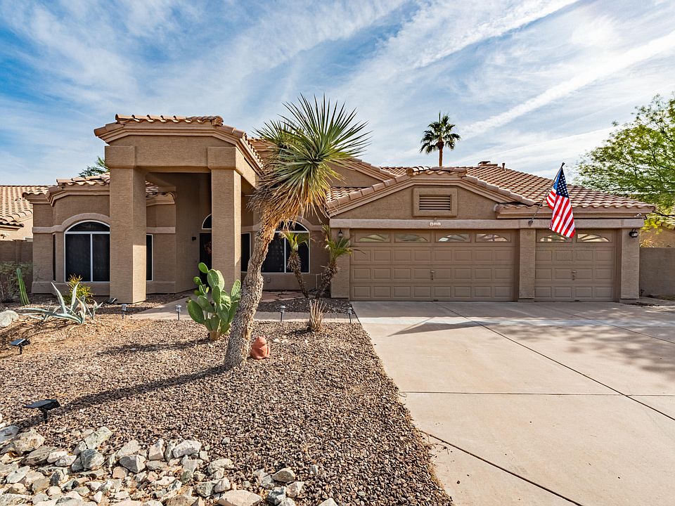 1st image of 661 W Muirwood Dr
