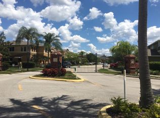 2949 Willowleaf Ln, Zephyrhills, FL 33544