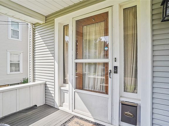 4th image of 1207 18th St NW