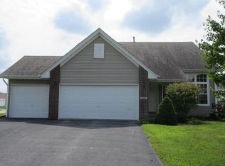 802 Winfield Dr, South Beloit, IL 61080
