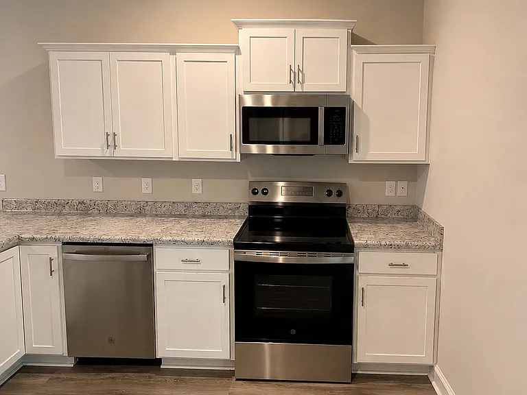 177 Loren Rd — Photo 5