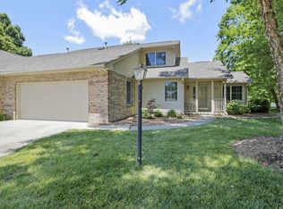 903 Ramblewood Ct, Savoy, IL 61874