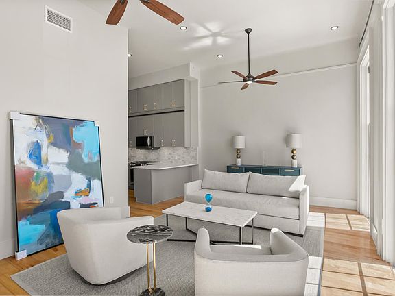 4th image of 937 Dumaine St #201