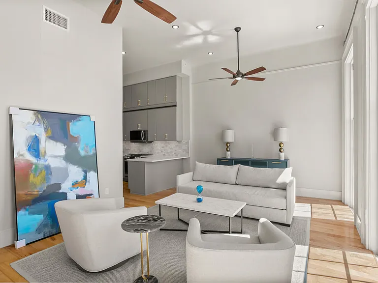 937 Dumaine St #201 — Photo 4