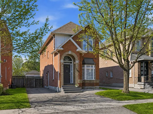2665 Castle Hill Cres, Oakville, ON L6H 6J1