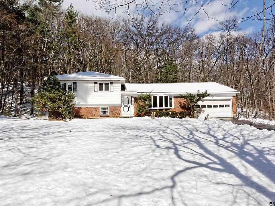 1st image of 33 Northcrest Dr