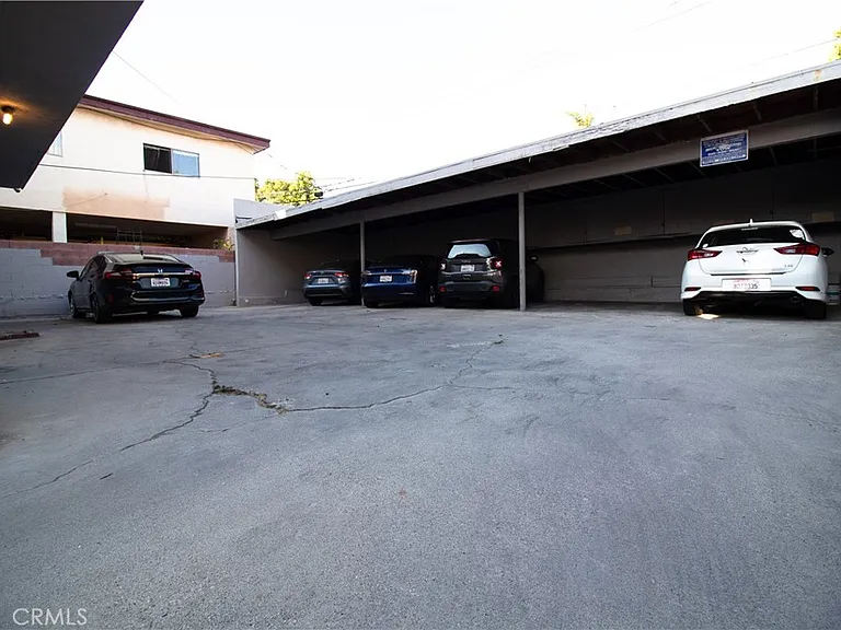 1224 N Mansfield Ave — Photo 11