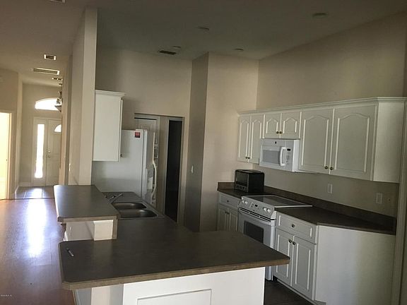 5th image of 4762 NW 80th Ave