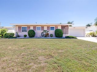 1009 Cherry Hills Dr, Sun City Center, FL 33573