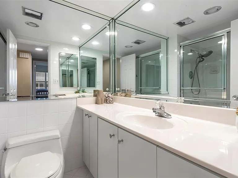 4010 Galt Ocean Dr #312 — Photo 16