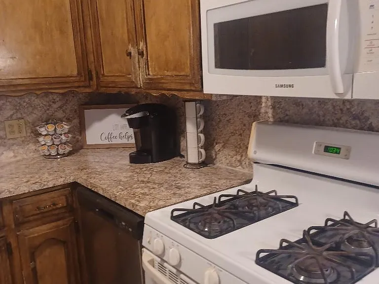 Microwave over counter