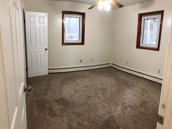 4th image of 3845 Kensington Ave #B