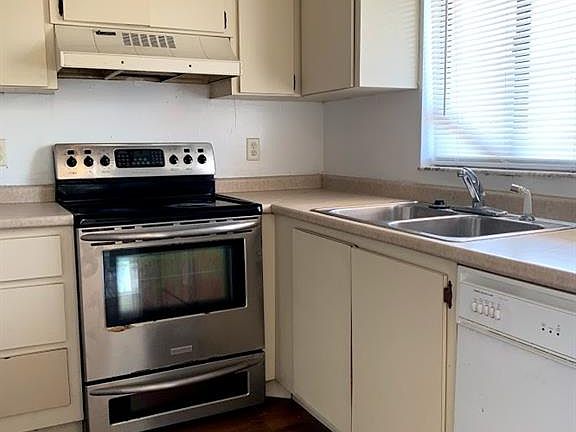 3rd image of 2680 Park Windsor Dr APT 508