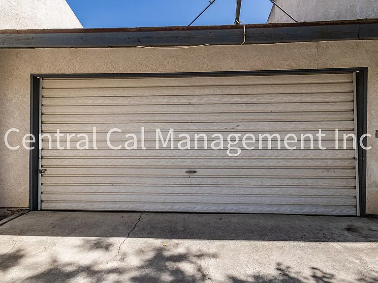 5713 Fairfax Rd — Photo 18