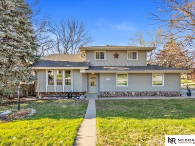 3739 Lawnwood Dr, Bellevue, NE, 68123