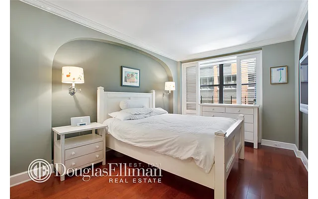 Sold by Douglas Elliman | media 6