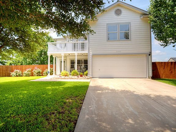 2nd image of 2230 Georgian Dr