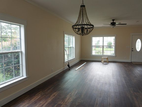 5th image of 2942 Green St