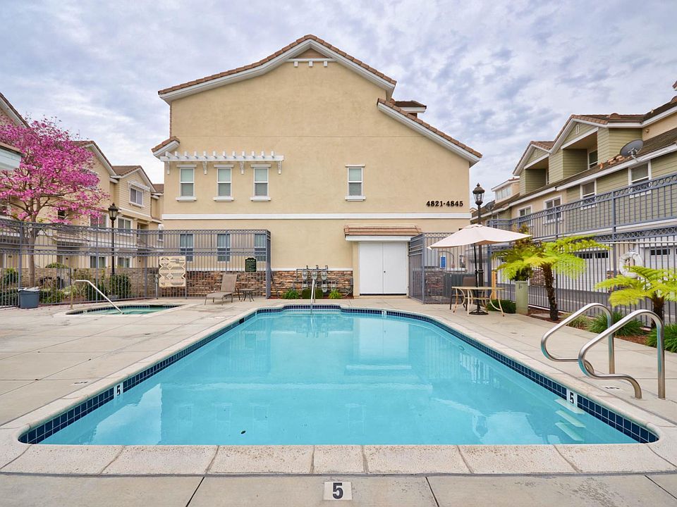 2nd image of 4833 Sapphire Way