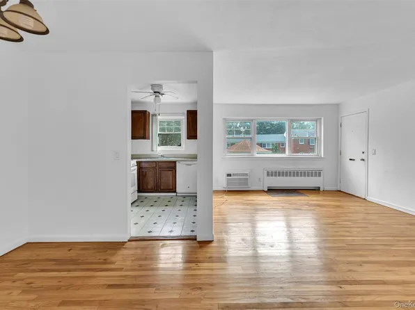 1879 Crompond Road #F9, Peekskill, NY 10566